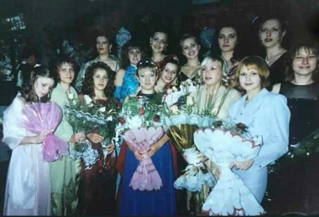 Як виглядали українські зірки на випускних, фото
