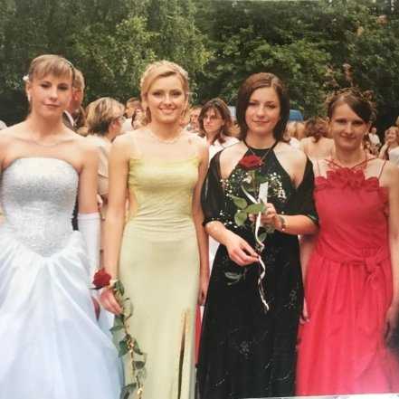 Як виглядали українські зірки на випускних, фото