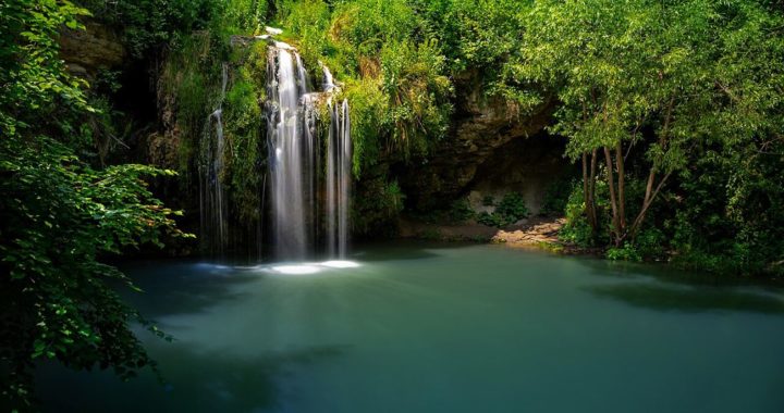 Тропічний рай 🌴: Секретний водоспад України, що нагадує Балі!
