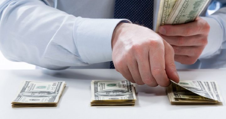 Чи можна рахувати гроші ввечері