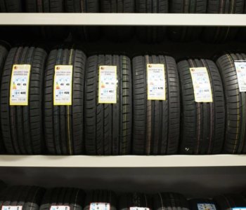 Розшифровка кольорових смуг на нових шинах: червоні, жовті, сині – що вони означають?